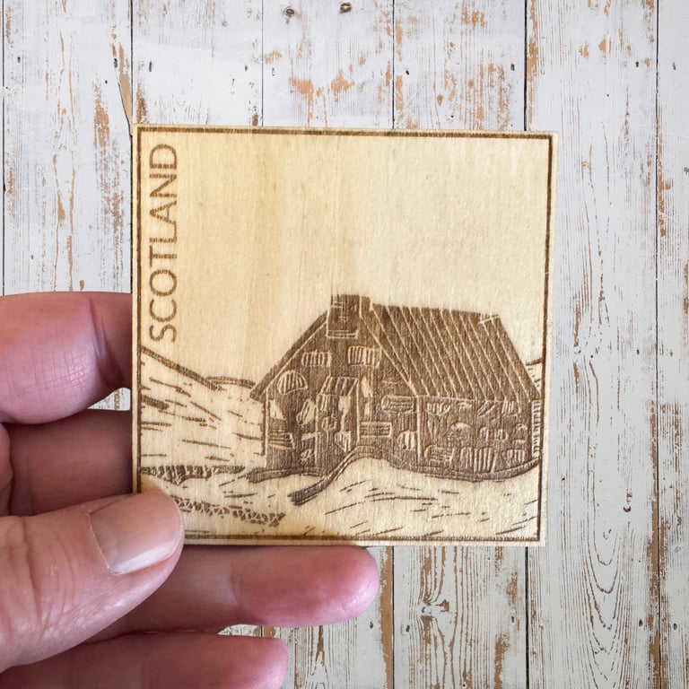 Wooden Scottish Bothy Magnet