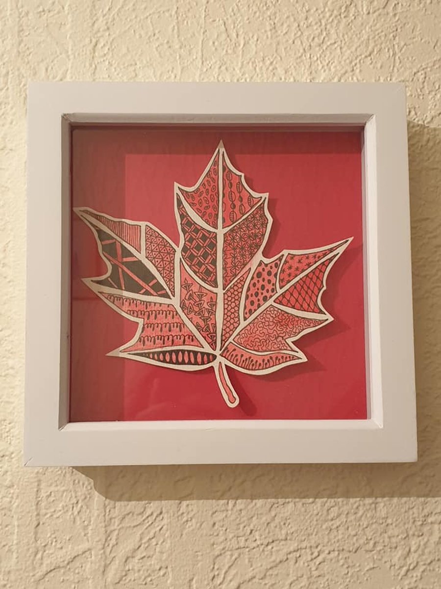 zentangle leaf box frame