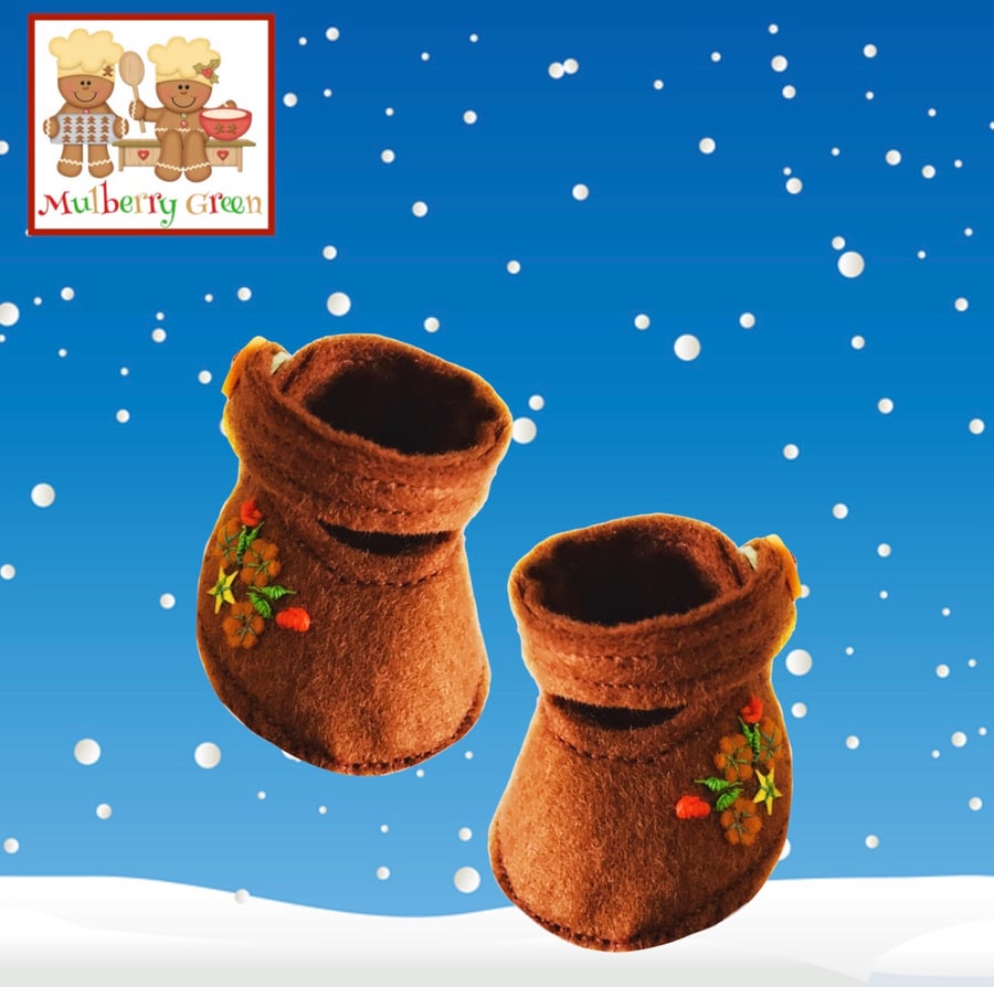 Embroidered Chestnut Mary Jane Shoes