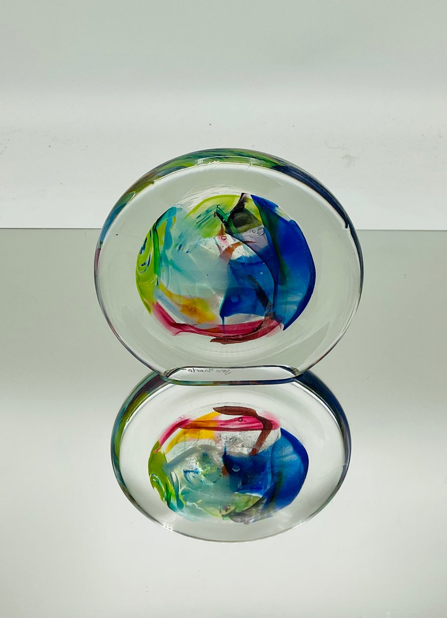 Upright Cosmos Weight