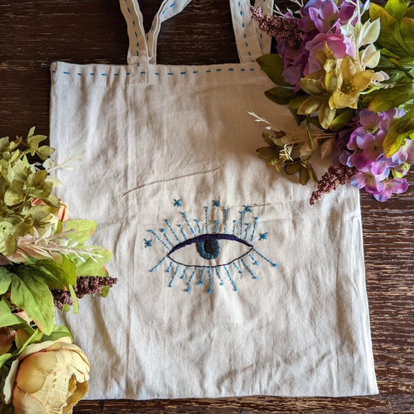Esoteric eye tote bag