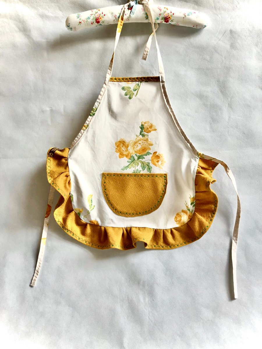 Girl's Floral Apron 2-4 years