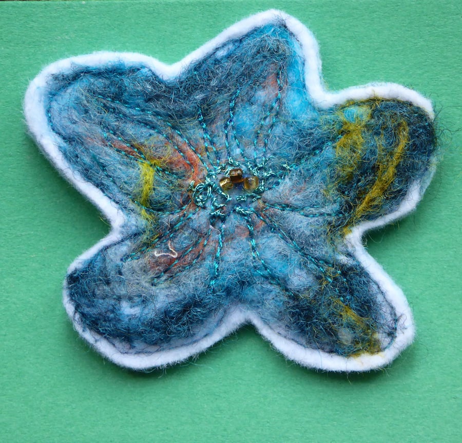 Brooch or scarf pin