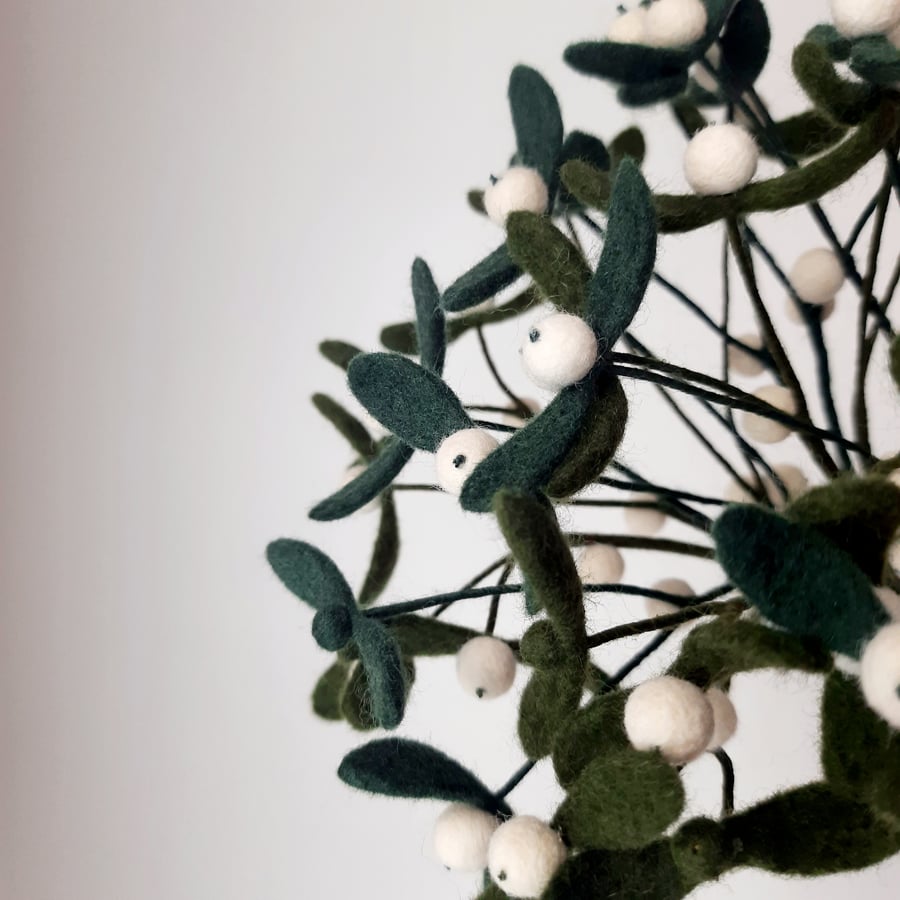  Merino Needle Felted Bunched Mistletoe
