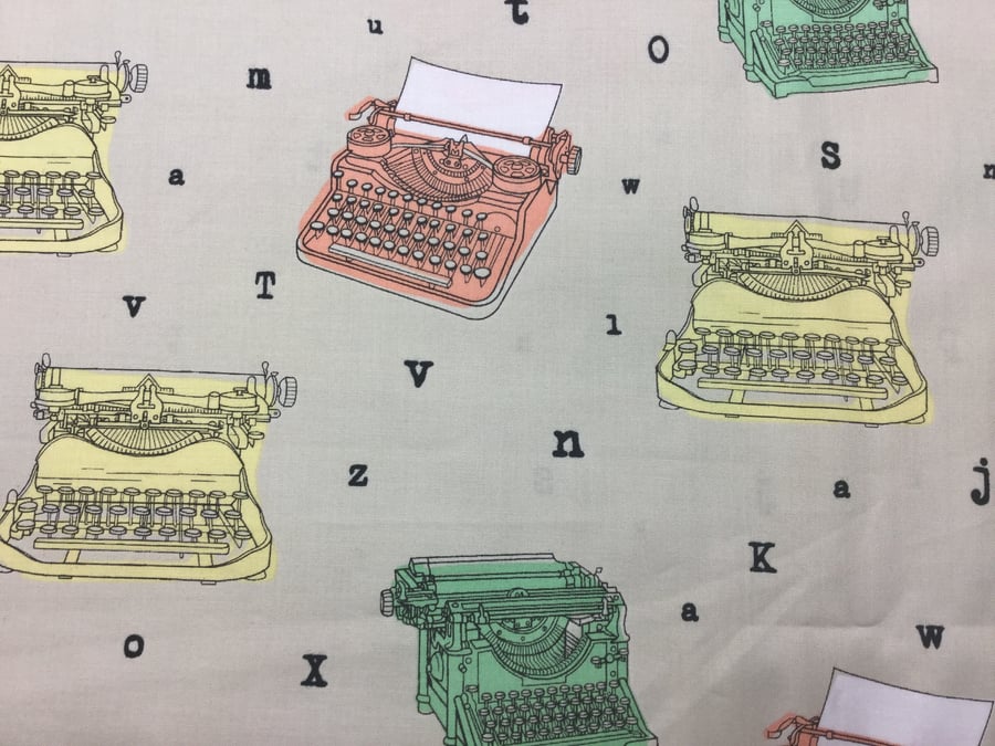 Fabric - Vintage Typewriters 3.00 Free Postage