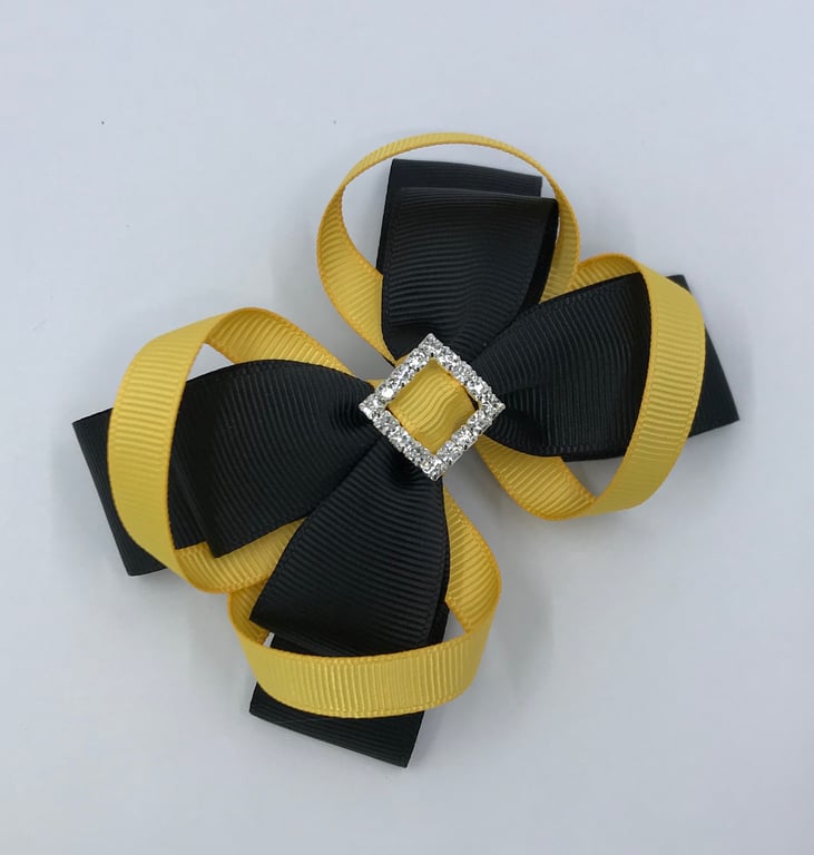 Black Double Layer Bow with Yellow Gold Loops on Clip