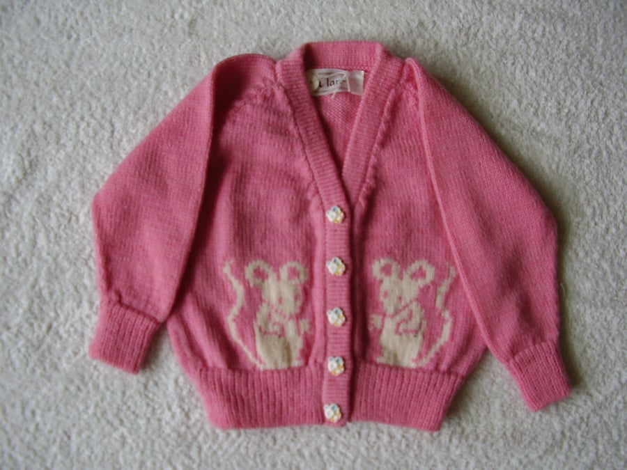 Mouse Cardigan with mouse buttons in machine wash wool or cotton