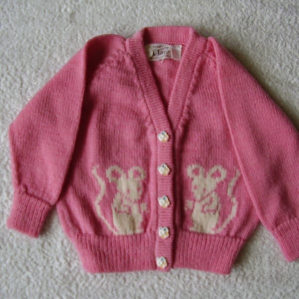 Mouse Cardigan with mouse buttons in machine wash wool or cotton