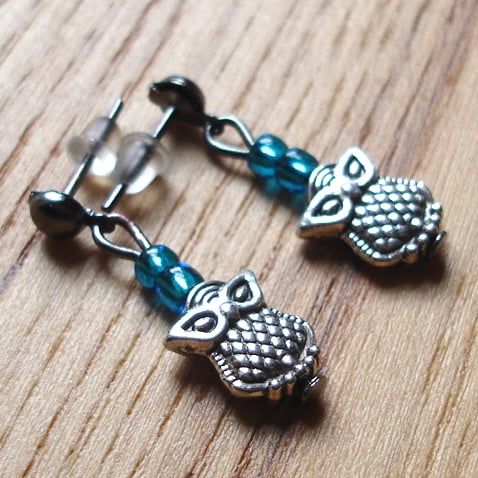 Teeny Owl Studs in Turquoise