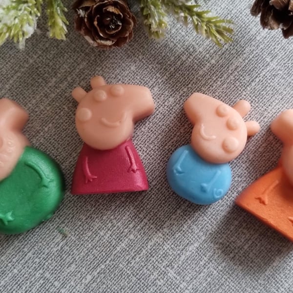 Small soaps - Peppa Pig family
