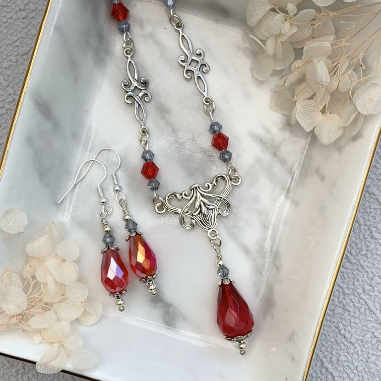 Vintage Edwardian Style Red Pendant and Earrings Set