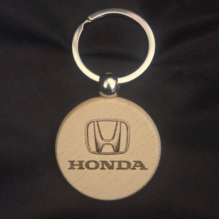 Personalised Honda Laser Engraved Wooden Keyring - Gift for Car Enthusiasts