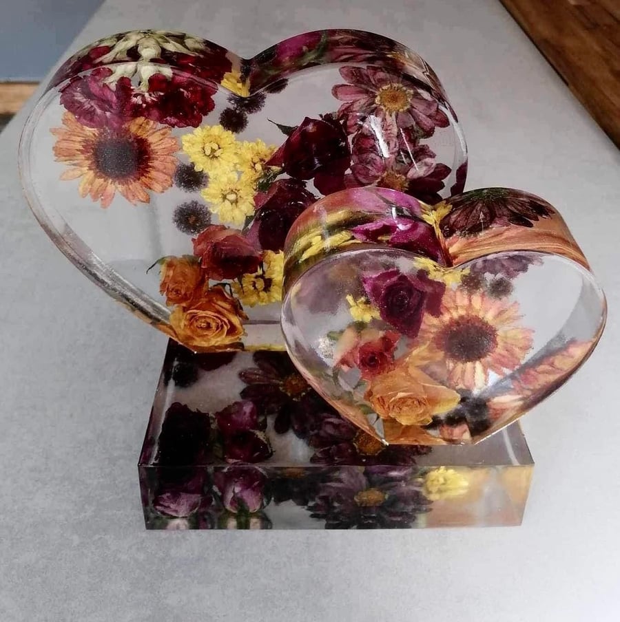 Resin flowers