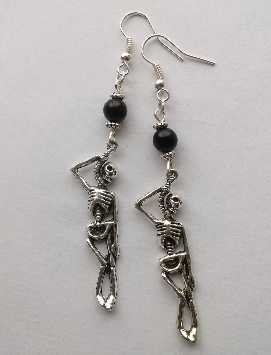Black Glass Hanging Skeleton Hangman Gothic Earrings Silver Plate 