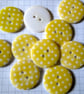 10 x  23mm YELLOW Polka Dot Spotty Buttons - Image 1