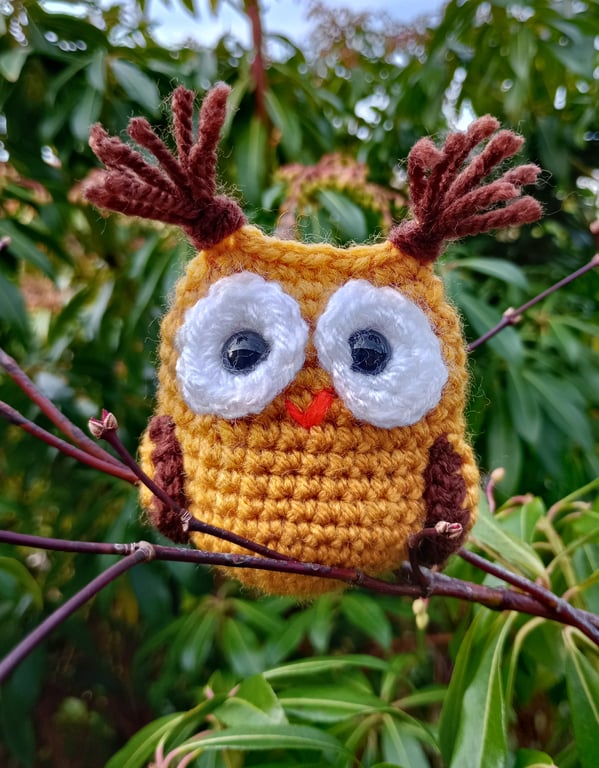 Owl crochet amigurumi keyring bag charm