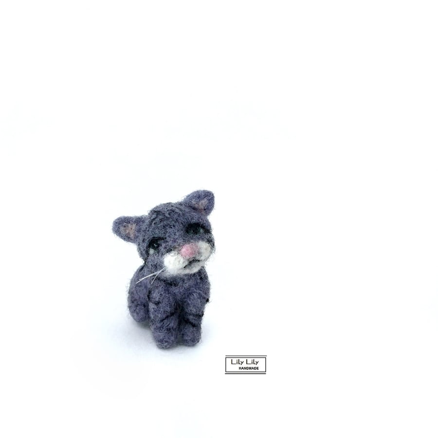 SOLD Elouise, Small Grey Cat, needle felted by Lily Lily Handmade