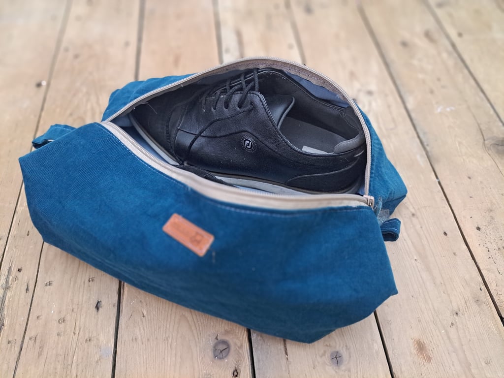 Shoe bag, can also be used for knitting projects, wine bottles or a gift bag