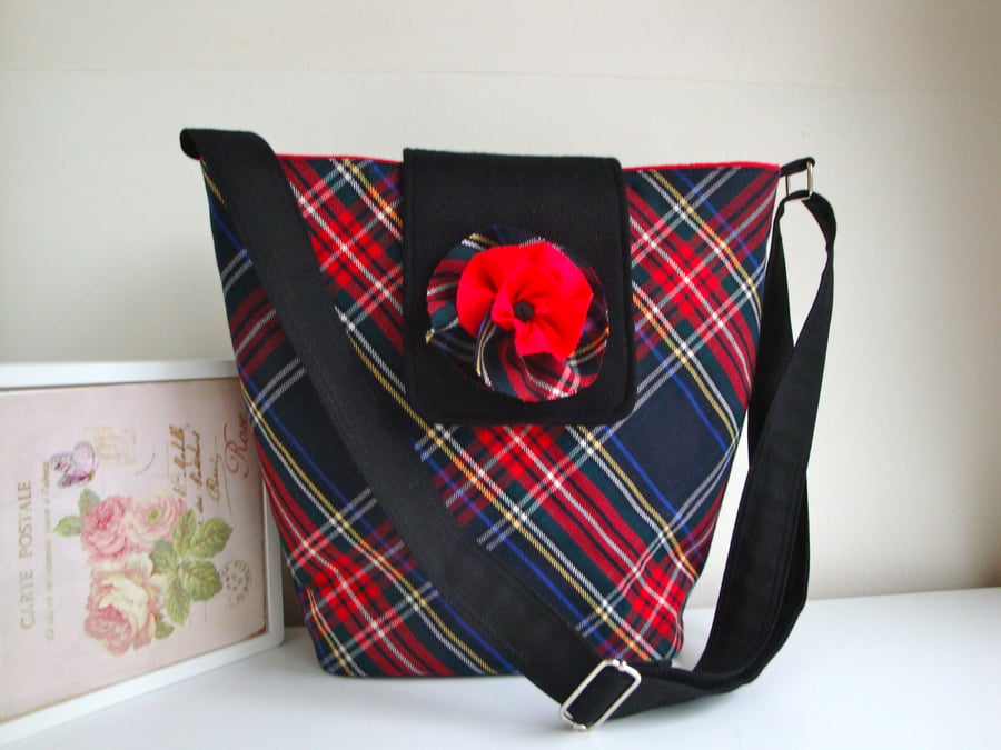 SALE Handmade Wool Tartan Cross Body Bag - Shoulder bag - zip pocket .