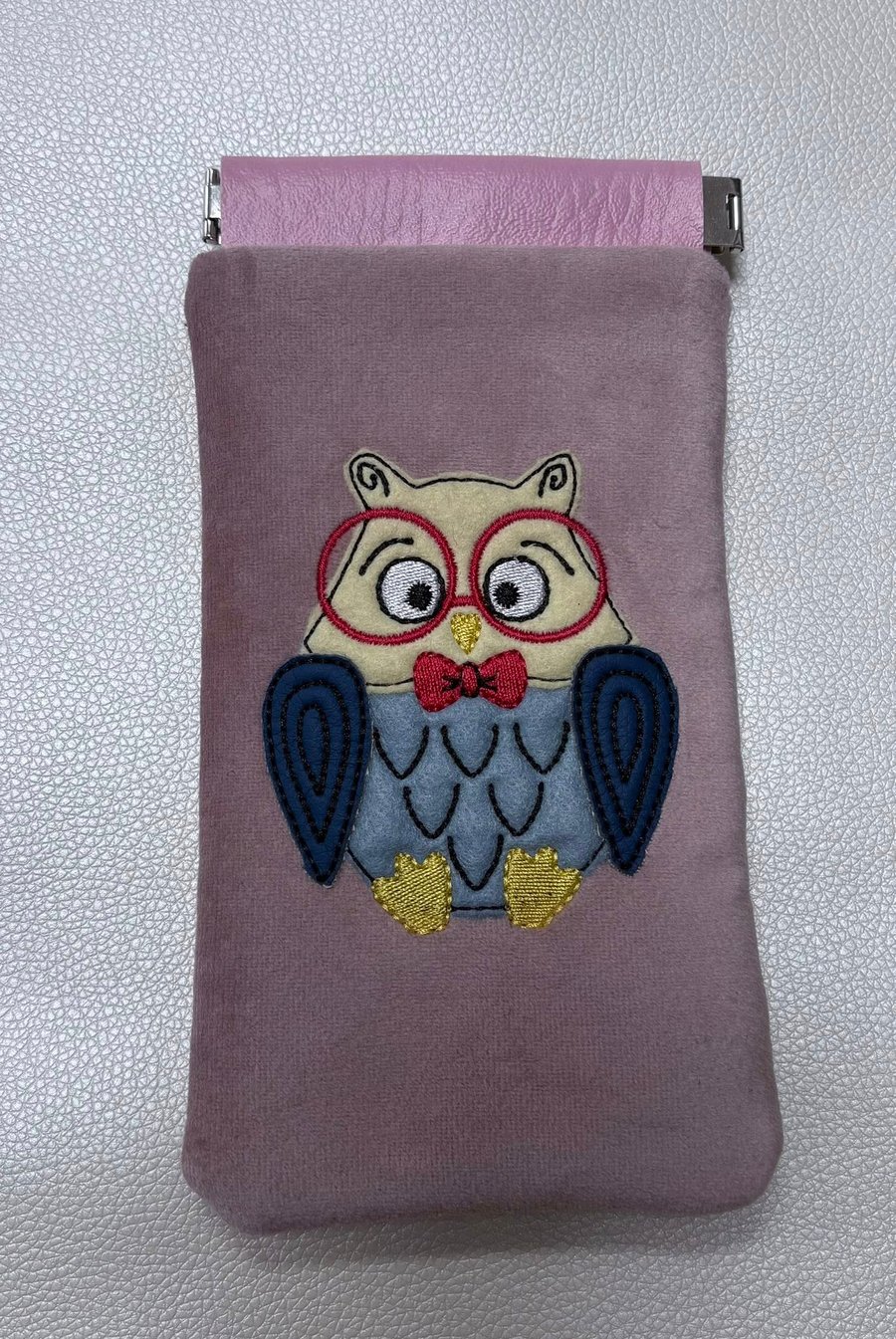 Embroidered Glasses case  - Owl