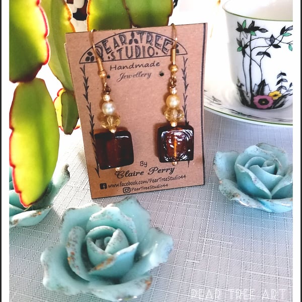 Elegant brown square glass beads earrings with pearls and amber coloured beads