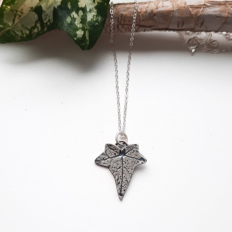 Fine Silver Ivy Leaf Pendant