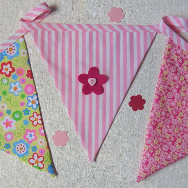 SALE Pink Floral 9 Flag Fabric Bunting with Felt Flowers % to Ukraine