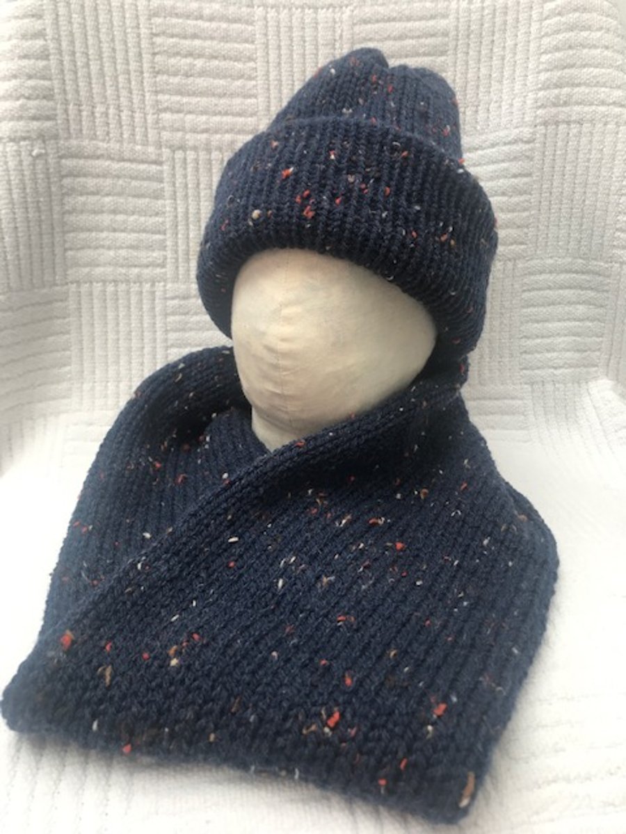  Handmade Infinity Scarf Navy Blue