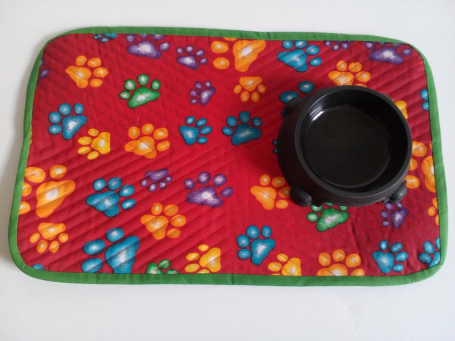 Cat bowl Placemat in red with paw print design suitable for cat or dog