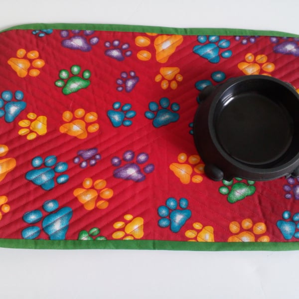 Cat bowl Placemat in red with paw print design suitable for cat or dog