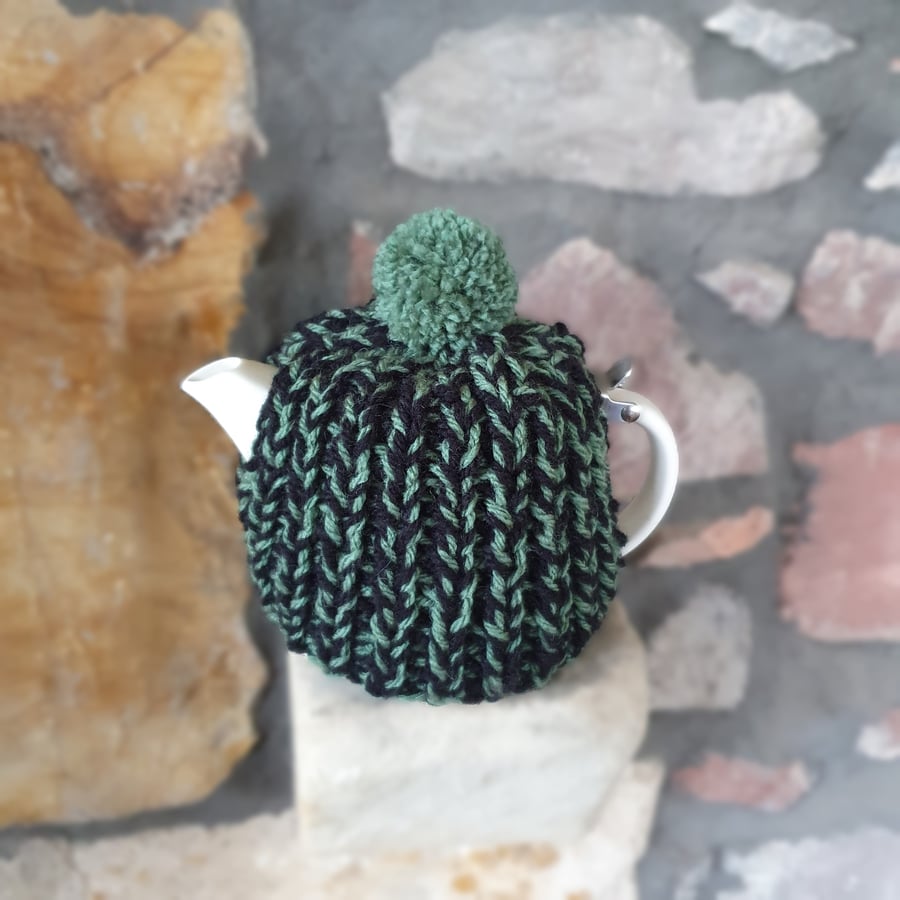 Tea Cosy, Cozy, Tea Pot Cover, Suki, For Life Stump Compatible, Hand Knitted