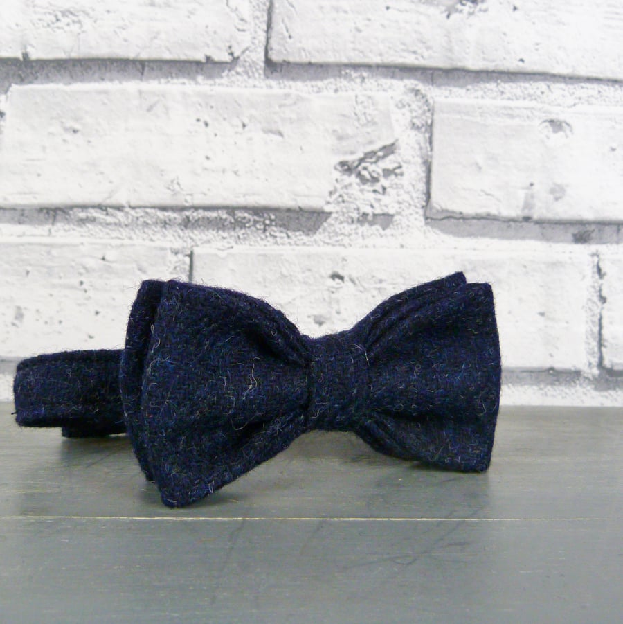 Boys Bow Tie - Navy Yorkshire Twill Tweed 