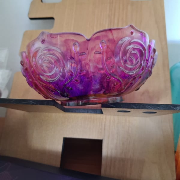 Handmade epoxy resin decorative trinket pot.