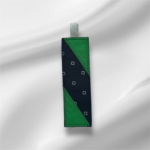 Quilt Patchwork Fabric Navy Geometric print Bookmark