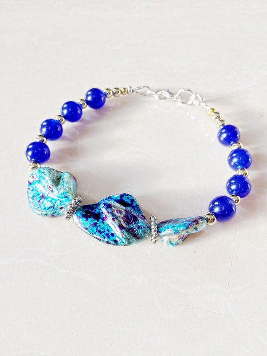 Ladies Bracelet in Turquoise Mother of Pearl