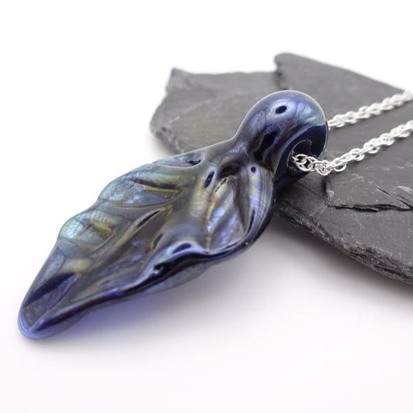 metallic blue glass leaf pendant necklace