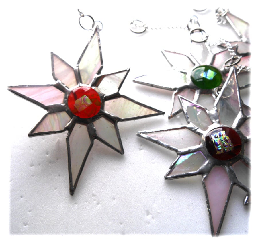 Shiny White Dichroic Star Stained Glass Suncatcher 011 Cranberry