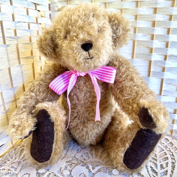 Layla: Mohair Artist Bear 43cm (17”)