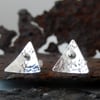 Little triangle stud earrings