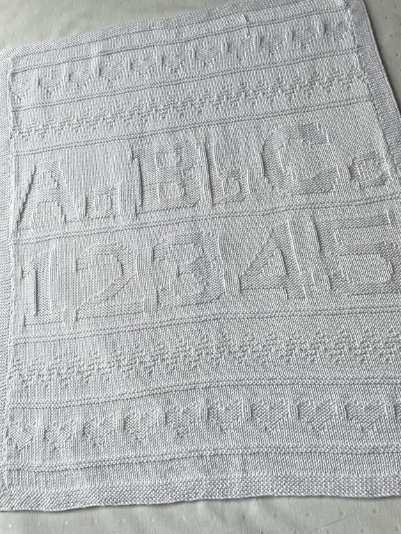 ABC baby blanket in white cotton mix yarn 