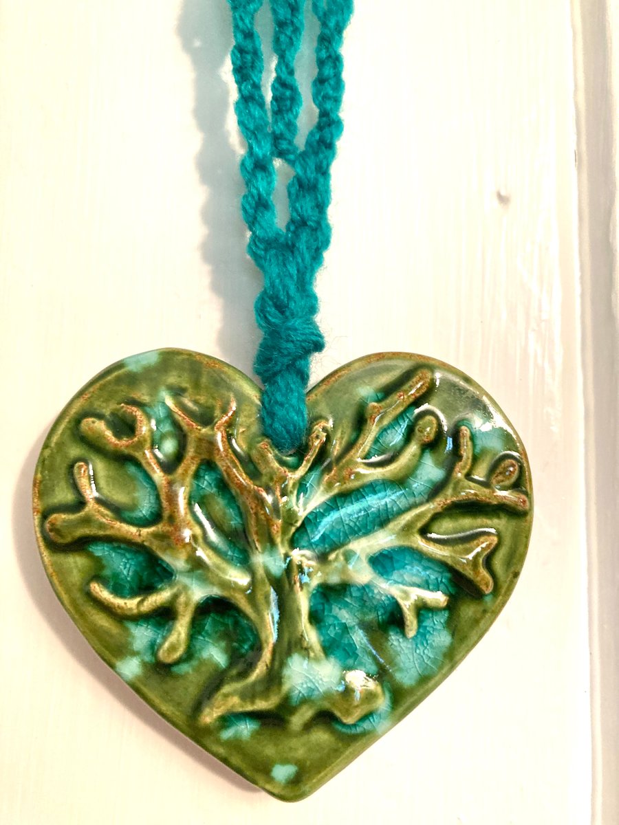 Green Tree of Life Small Heart Macrame