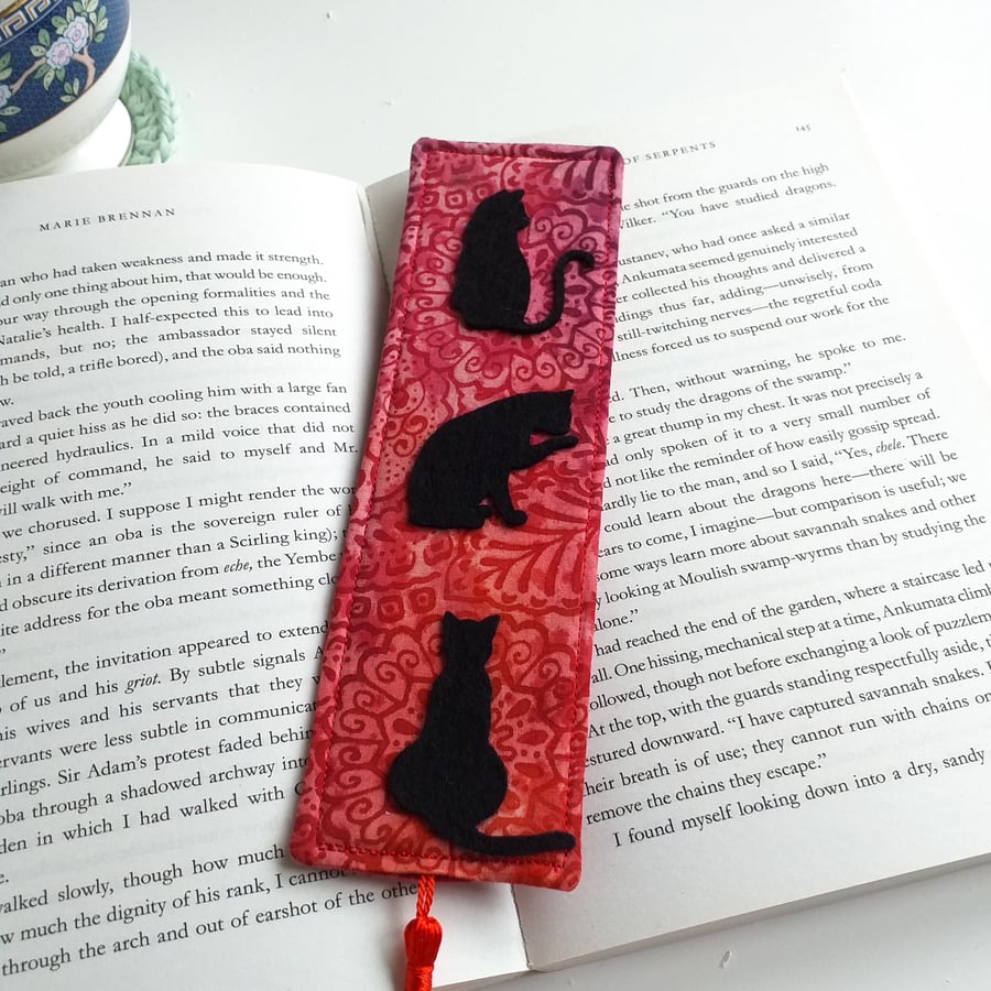 Handmade Black Cat Fabric Bookmark, Book Lovers Gift, Gift for teachers