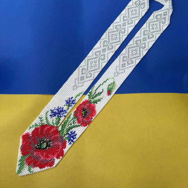 Handmade Beaded Necklace – Ukrainian Gerdan with Red Poppies and Cornflowers