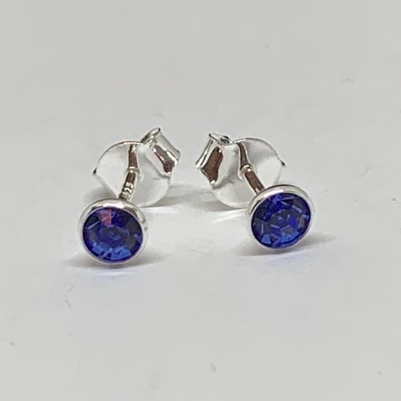 Pretty Sapphire colour crystal Sterling Silver stud earrings FREE UK DELIVERY 