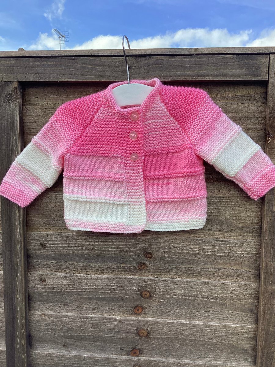 Baby pink cardigan 0-3 months