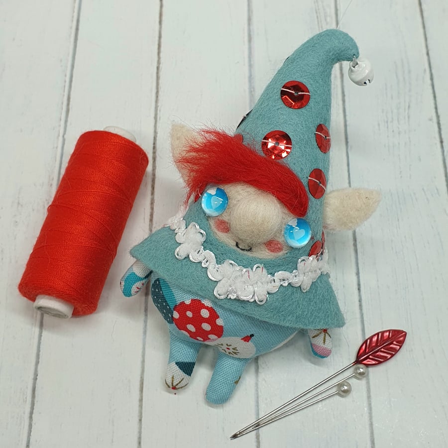 Christmas Bauble Elf