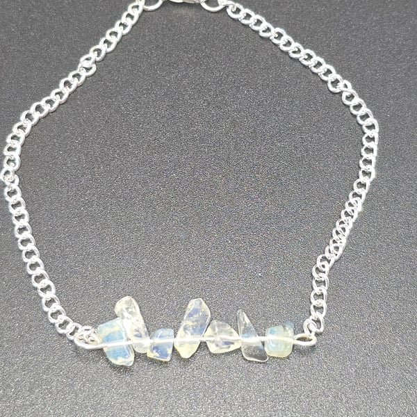 Light yellow opalite moonstone bracelet