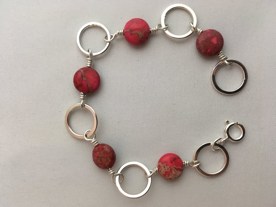 Red circles bracelet