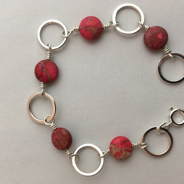Red circles bracelet