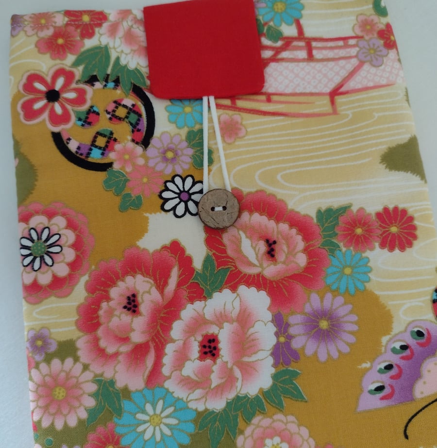 Book sleeve Japanese inspired pattern fabric
